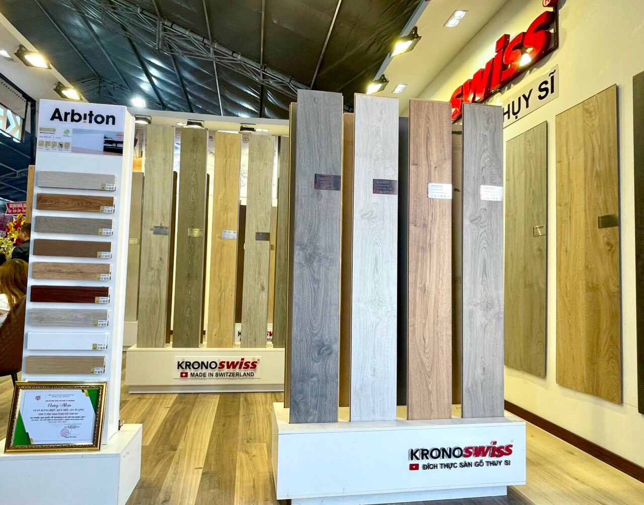 Bộ sưu tập mẫu sàn gỗ mới nhất tại Triễn Lãm Quốc Tế VietBuild 2024