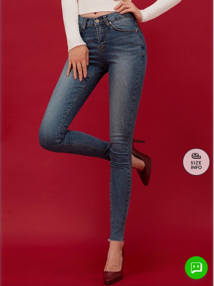 JEAN 5KG
Không cần ăn kiêng hay tập tành gì, chỉ cần ra #chuu mua cái quần Jeans này, giảm liền 5kg
Liên hệ 0976612863