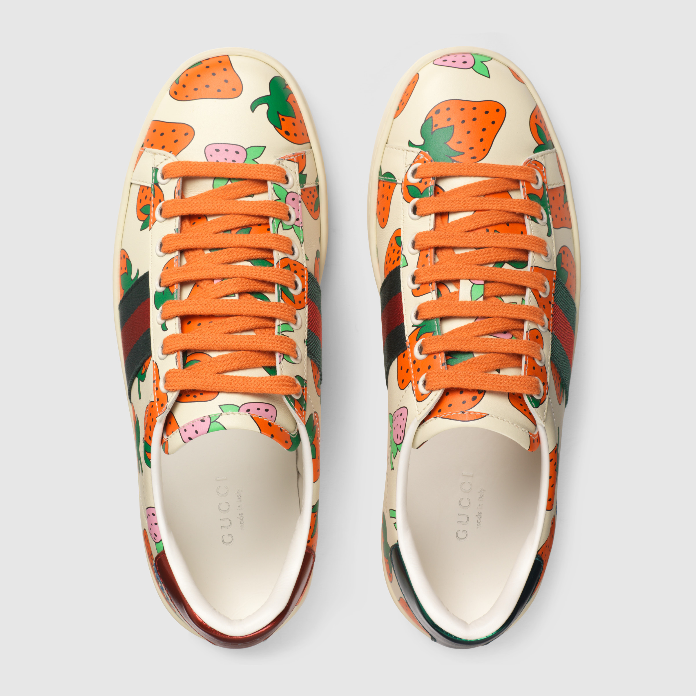 Ace leather sneaker with Gucci Strawberry print_04