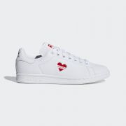 GIÀY ADIDAS STAN SMITH - WHITE WITH HEART SHAPE