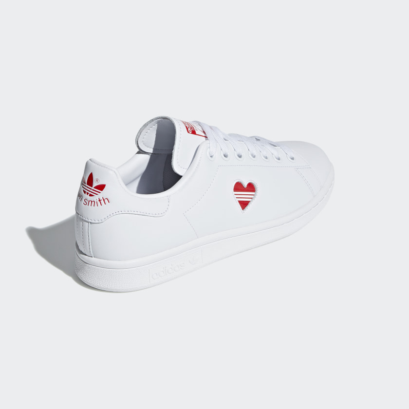 Stan_Smith_Shoes_White_G27893_05_standard