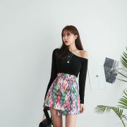 THỜI TRANG HÀN QUỐC - Diamond Pattern Asymmetrical Skirt