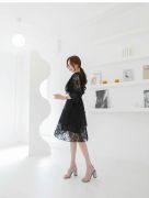 THỜI TRANG HÀN QUỐC - Ruffled Lace Dress