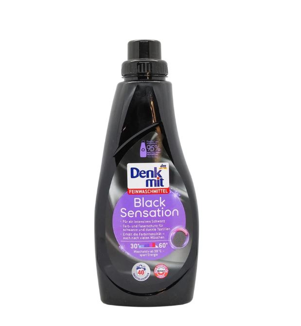 Nước giặt đen cho quần áo tối màu Denkmit 1L lít