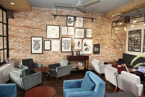 Nội thất quán cafe với những mẫu sofa cực kỳ sang trọng