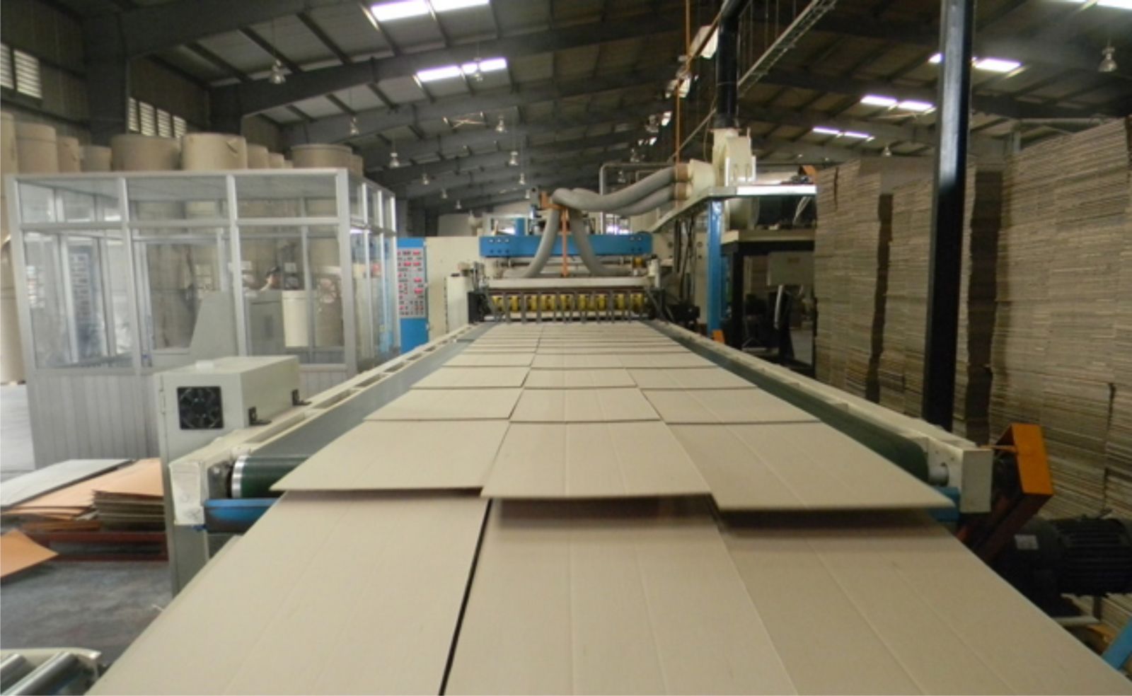 Quy trình sản xuất giấy cuộn Carton hiện đại của Đồng Tâm