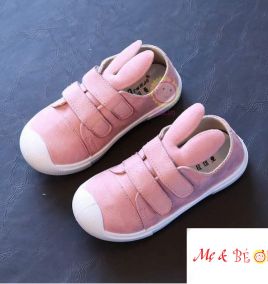 Giày bata tai thỏ màu hồng