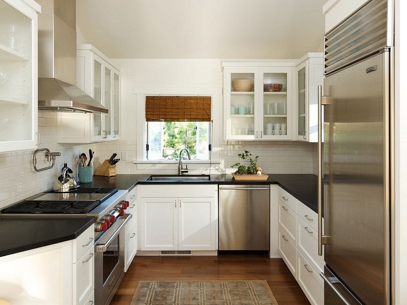 Bếp chữ U - giải pháp cho căn bếp nhỏ vừa đủ tiện nghi lại vừa đẹp mắt.