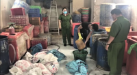 Phát hiện cơ sở dùng hoá chất ngâm ốc ở Sài Gòn, thu giữ gần 2 tấn thịt ốc