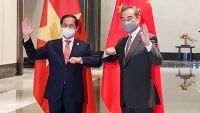 Việt Nam đề nghị Trung Quốc tuân thủ luật pháp quốc tế, tìm kiếm giải pháp lâu dài cho vấn đề Biển Đông.