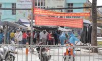 TPHCM: Tìm người đến chợ đầu mối Hóc Môn, chợ Bình Điền và chợ Sơn Kỳ