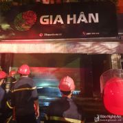 Cháy cửa hàng hoa tươi ở TP Vinh, 4 người thoát nạn