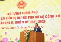 Thủ tướng Chính phủ Phạm Minh Chính gặp mặt đại biểu dự Đại hội Phụ nữ Bộ Công an lần thứ IX