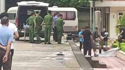 Thi thể cô gái không quần áo trong 1 ngôi trường ở Quảng Ninh