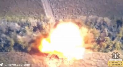 Ukraine tung video UAV tập kích súng cối tự hành lớn nhất thế giới của Nga gây nổ lớn