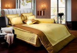 Phòng ngủ với gam màu cổ điển