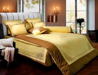 Phòng ngủ với gam màu cổ điển