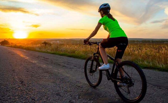 Nên đạp xe vào lúc nào trong ngày giúp sức khỏe bạn được nâng cao?