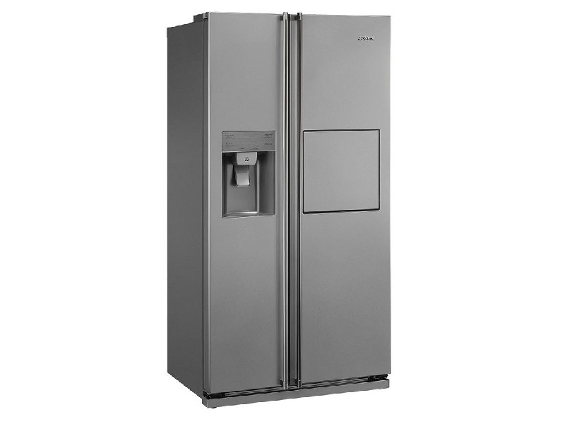 Tủ lạnh Smeg SBS662X 535.14.999 Side by side lấy nước và đá bên ngoài
