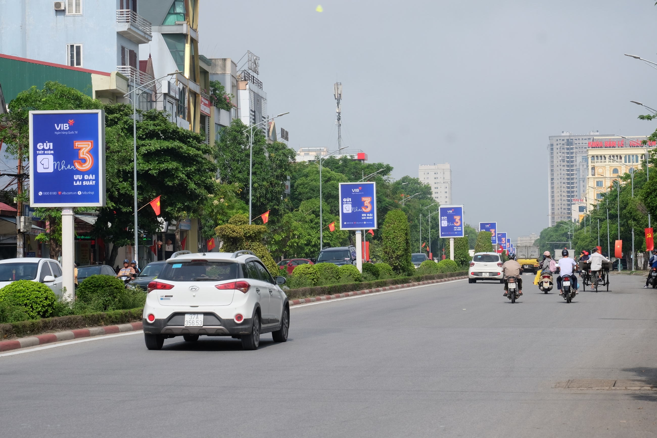 Biển hộp đèn đường Trần Phú 2