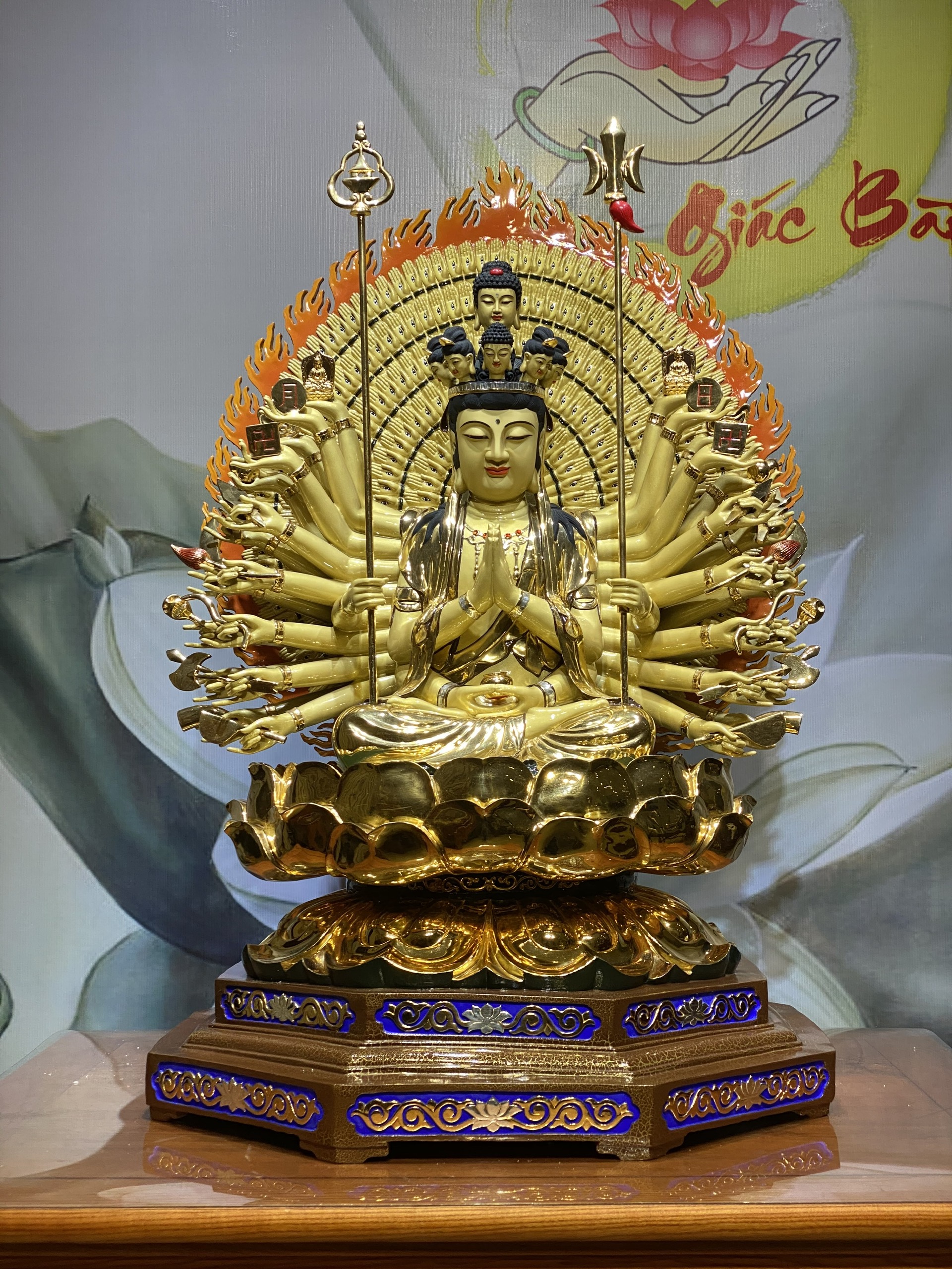 Tôn Tượng Thiên Thủ thiên nhẫn bằng đồng Đài Loan cao cấp cao 88cm (tính cả lá đề là 105cm)