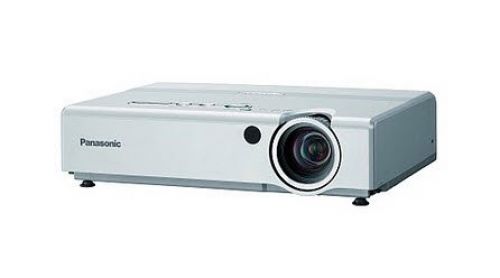 Máy chiếu Panasonic projector PT-LB1E