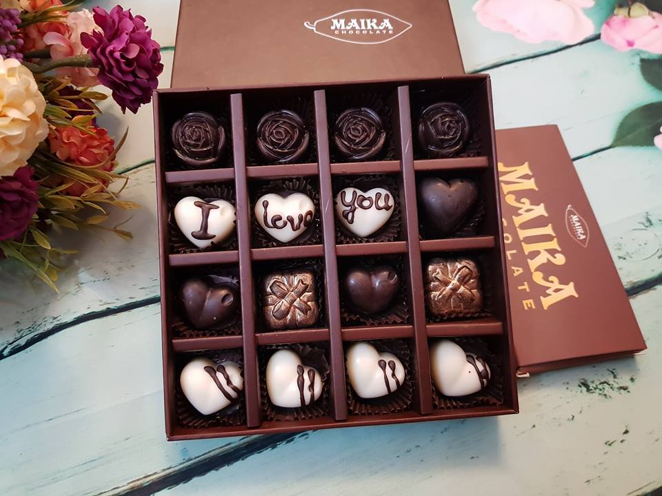 Hộp quà tặng socola Valentine 2018