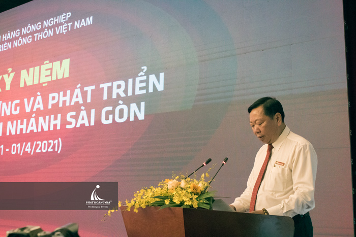 Ông Nguyễn Huy Trinh, Giám đốc Agribank CN Sài Gòn phát biểu tại hội nghị