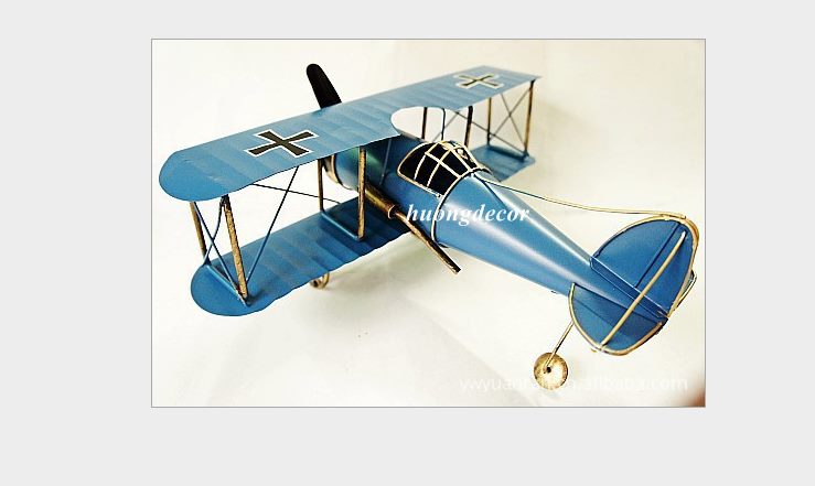 Máy bay mô hình xanh (to)