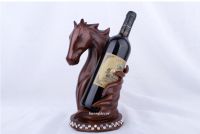 Kệ rượu ngựa màu gỗ