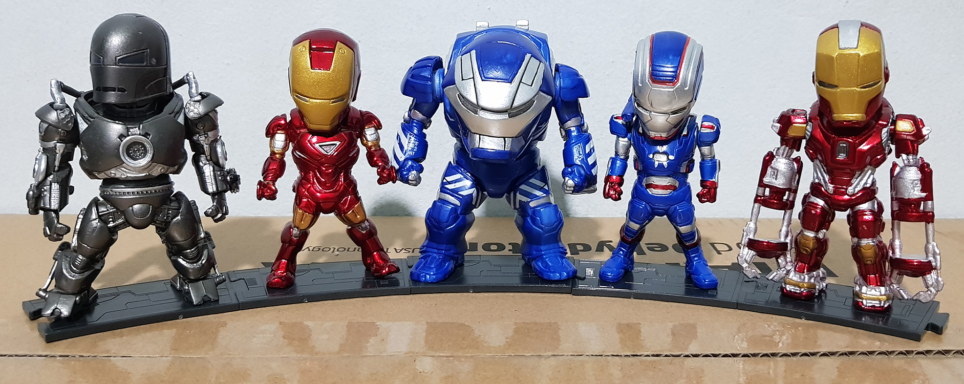 Mô hình nhân vật Marvel Iron man người sắt có đèn MK5 Mark V Avengers  Cửa  Hàng Mô Hình Autono1vn