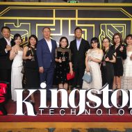 Hoàng Nguyễn nhận giải thưởng Rising Star Cup tại sự kiện "TogetherWeShine" do Kingston Technology tổ chức 20/03/2024
