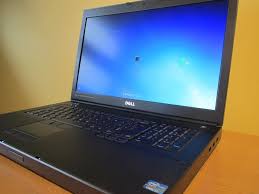 Dell Precision M6700 17.3'' FHD IPS RGB/I7 3740QM 2.7GHZ/Quadro K4000M 4GB /RAM 16GB /500GB, Webcam