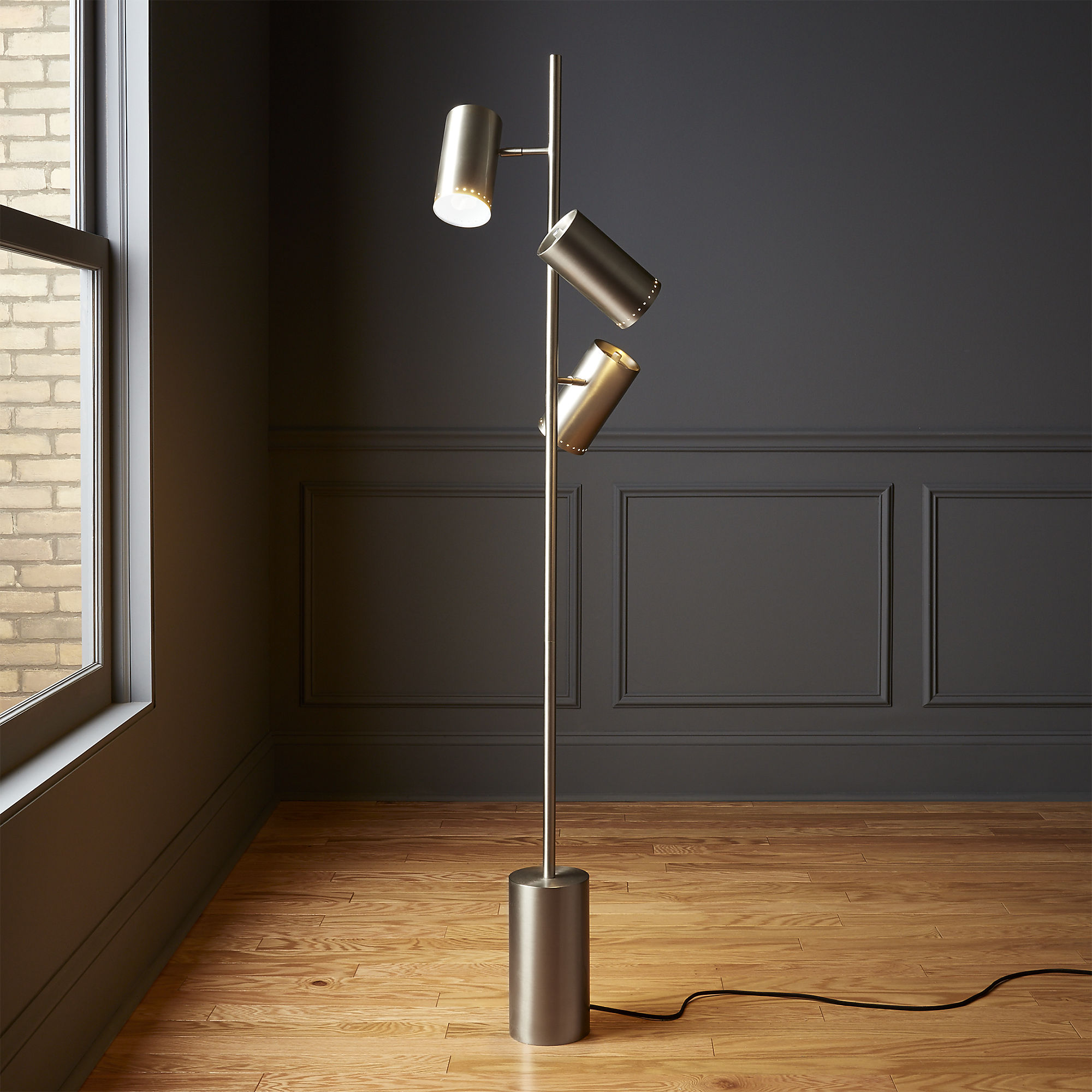 trio-brushed-nickel-floor-lamp (1)