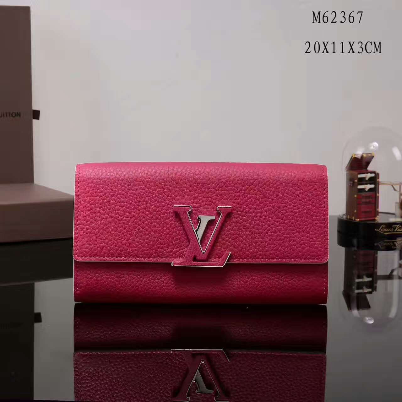 Ví Nữ Louis Vuitton Taurillon Leather Capucine Wallet-M62368-VNLV104