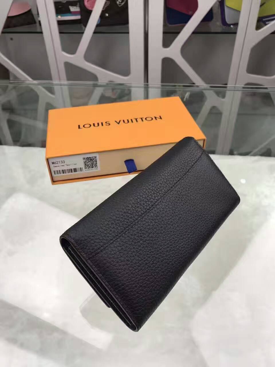 Louis vuitton Taurillon leather capucine wallet-M62133-txlv147(5)