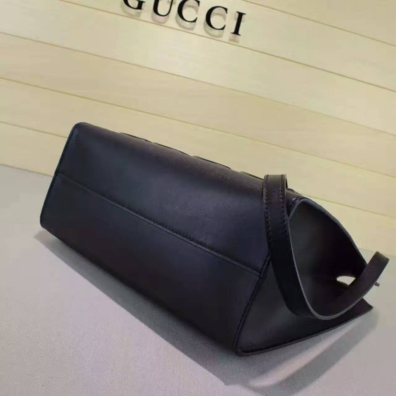 Tote Gucci XL de Piel-409378(3)