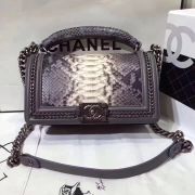 Túi xách Chanel Boy siêu cấp - TXCN179