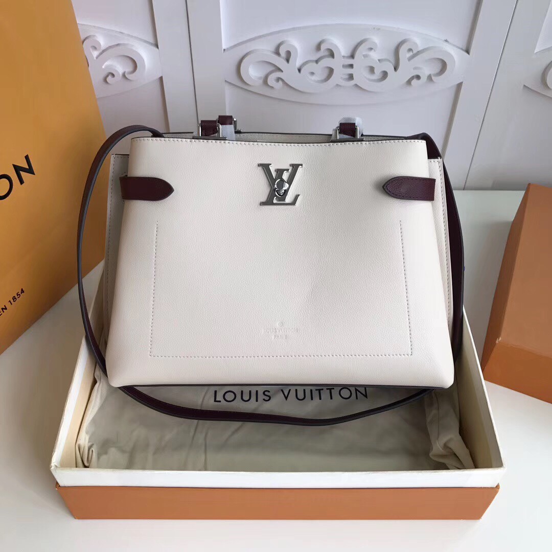 Túi Xách Nữ Louis Vuitton Siêu Cấp RLCLV0191