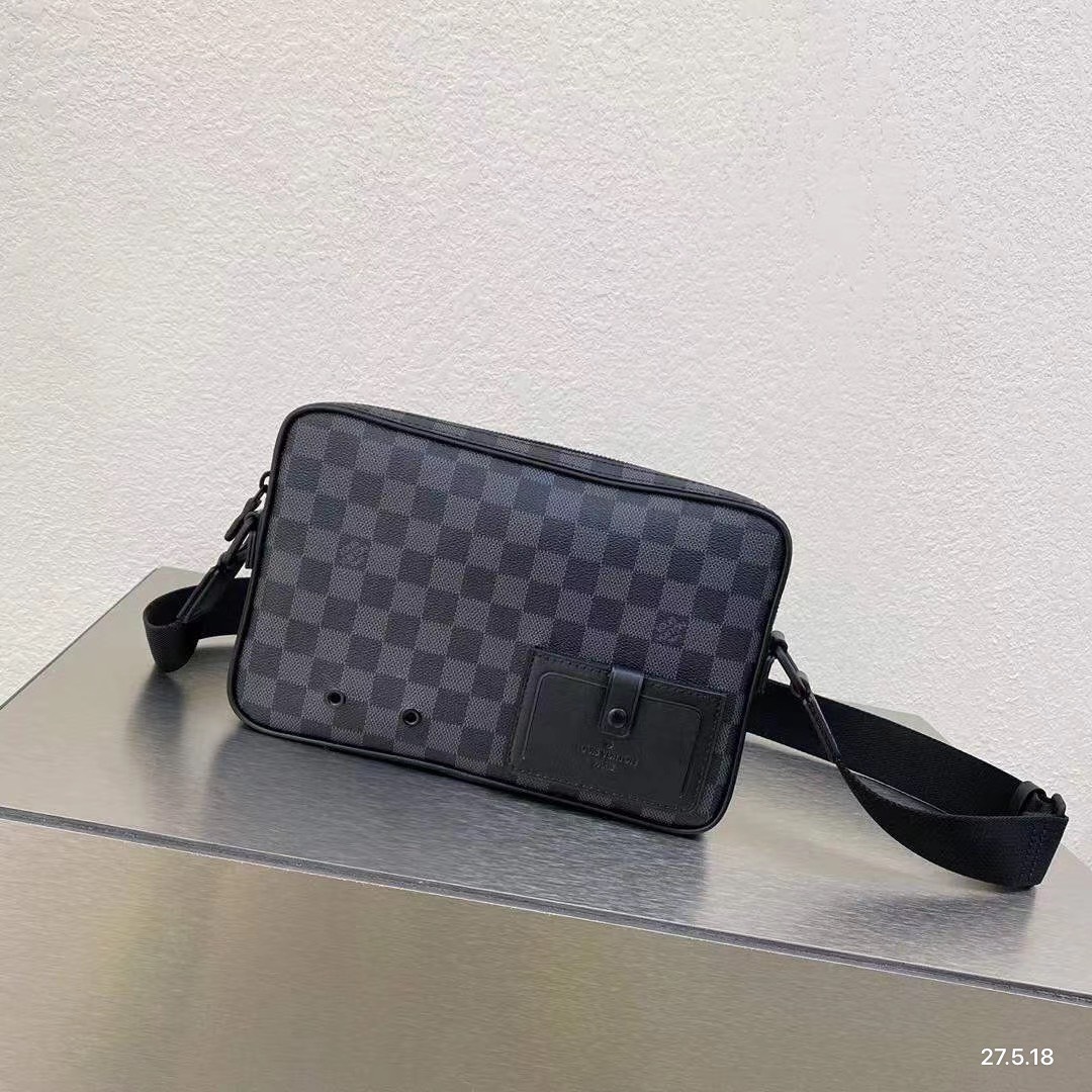 Túi xách nam Louis Vuitton Siêu Cấp RLCLV0554