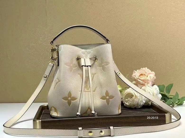 Túi xách nữ Louis Vuitton Siêu Cấp RLCLV0952