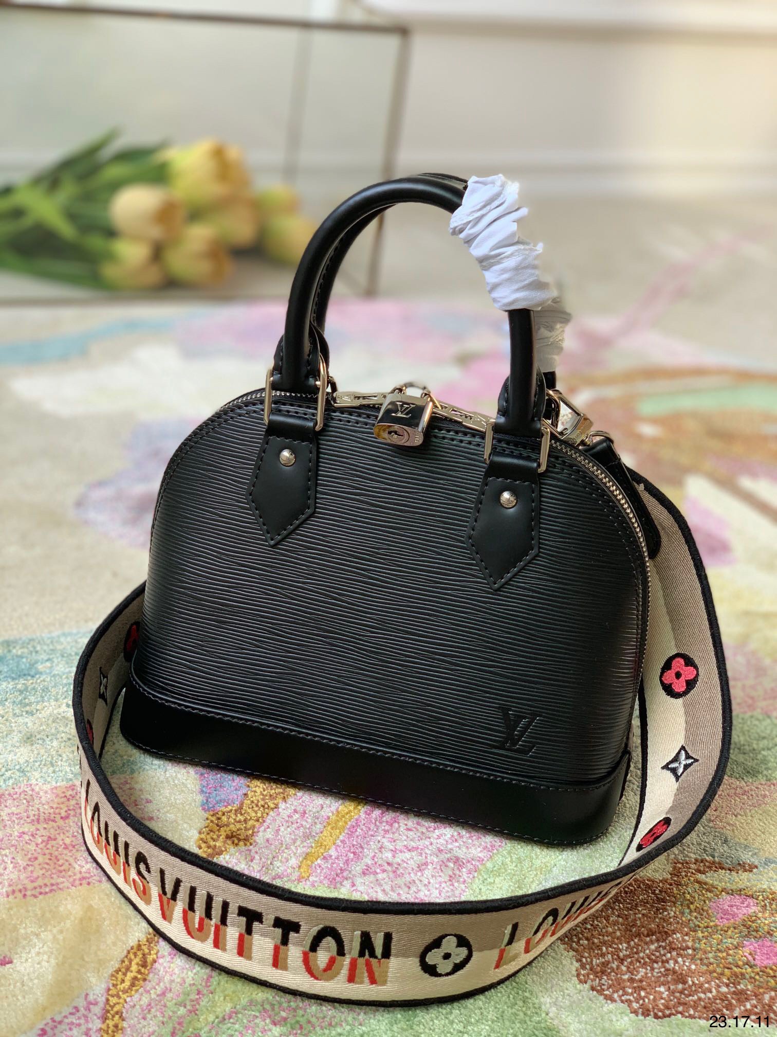 Túi xách nữ Louis Vuitton Siêu Cấp RLCLV1259