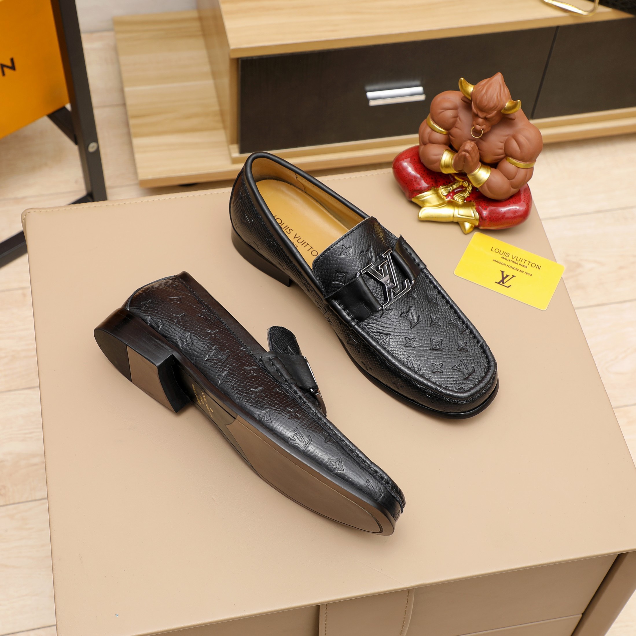 Giày nam Louis Vuitton Siêu Cấp RLCLV1303