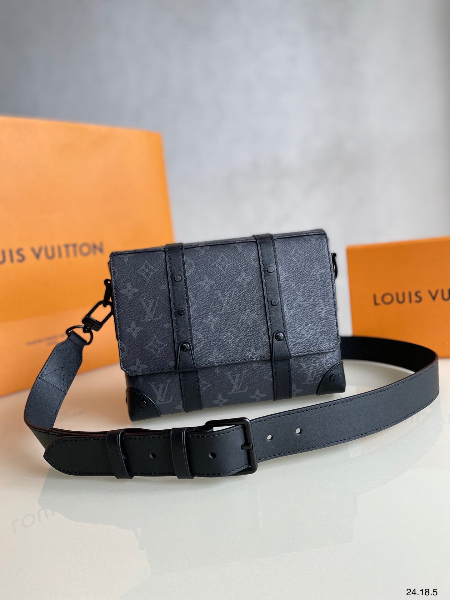 Túi xách Louis Vuitton Siêu Cấp RLCLV1477