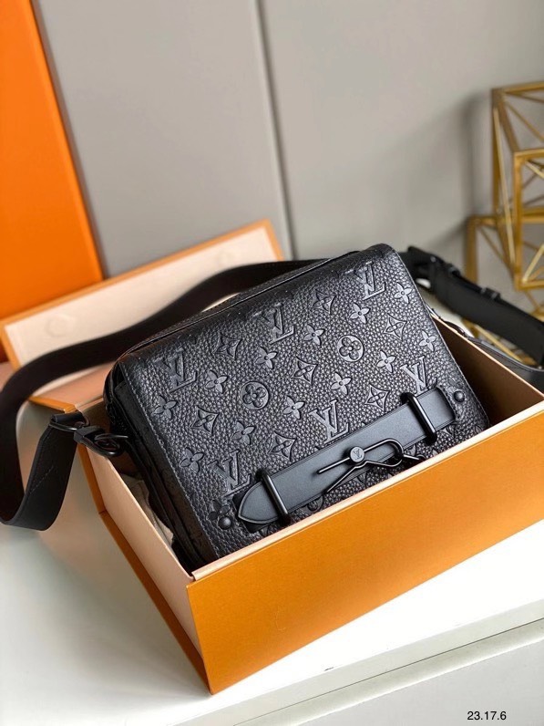 Túi xách Louis Vuitton Siêu Cấp RLCLV1850