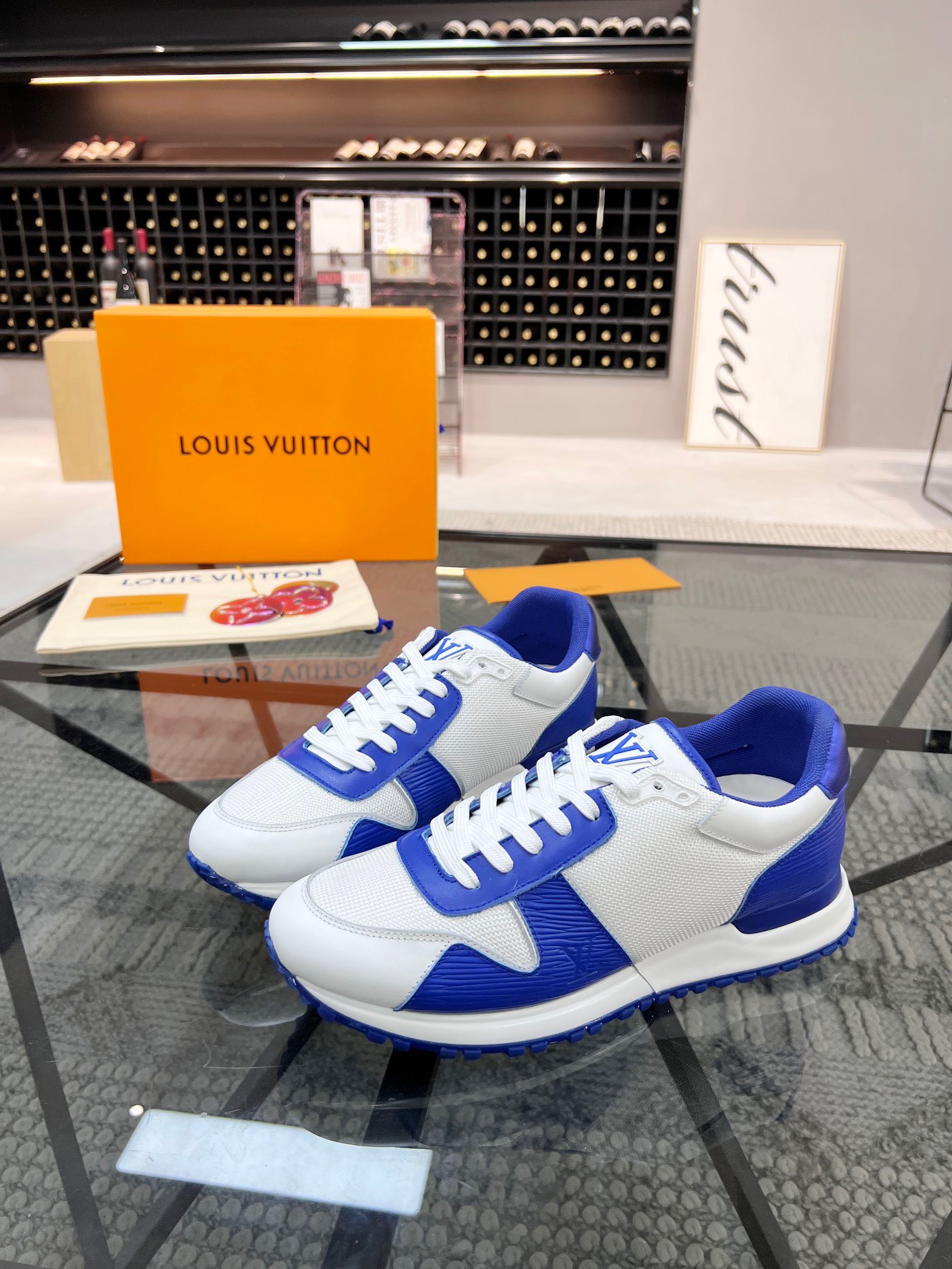 Giày nam Louis Vuitton Siêu Cấp RLCLV2324