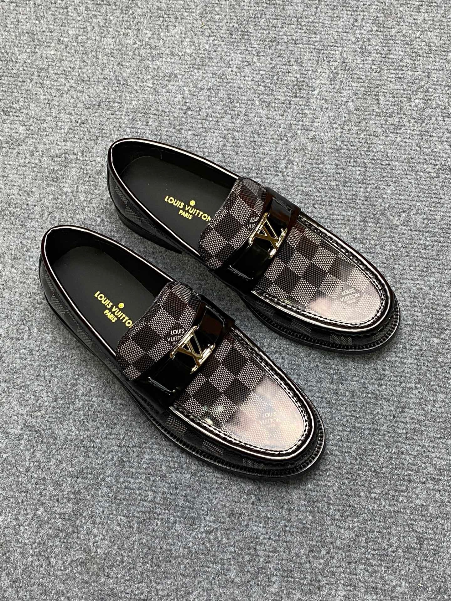 Giày nam Louis Vuitton Siêu Cấp RLCLV2470