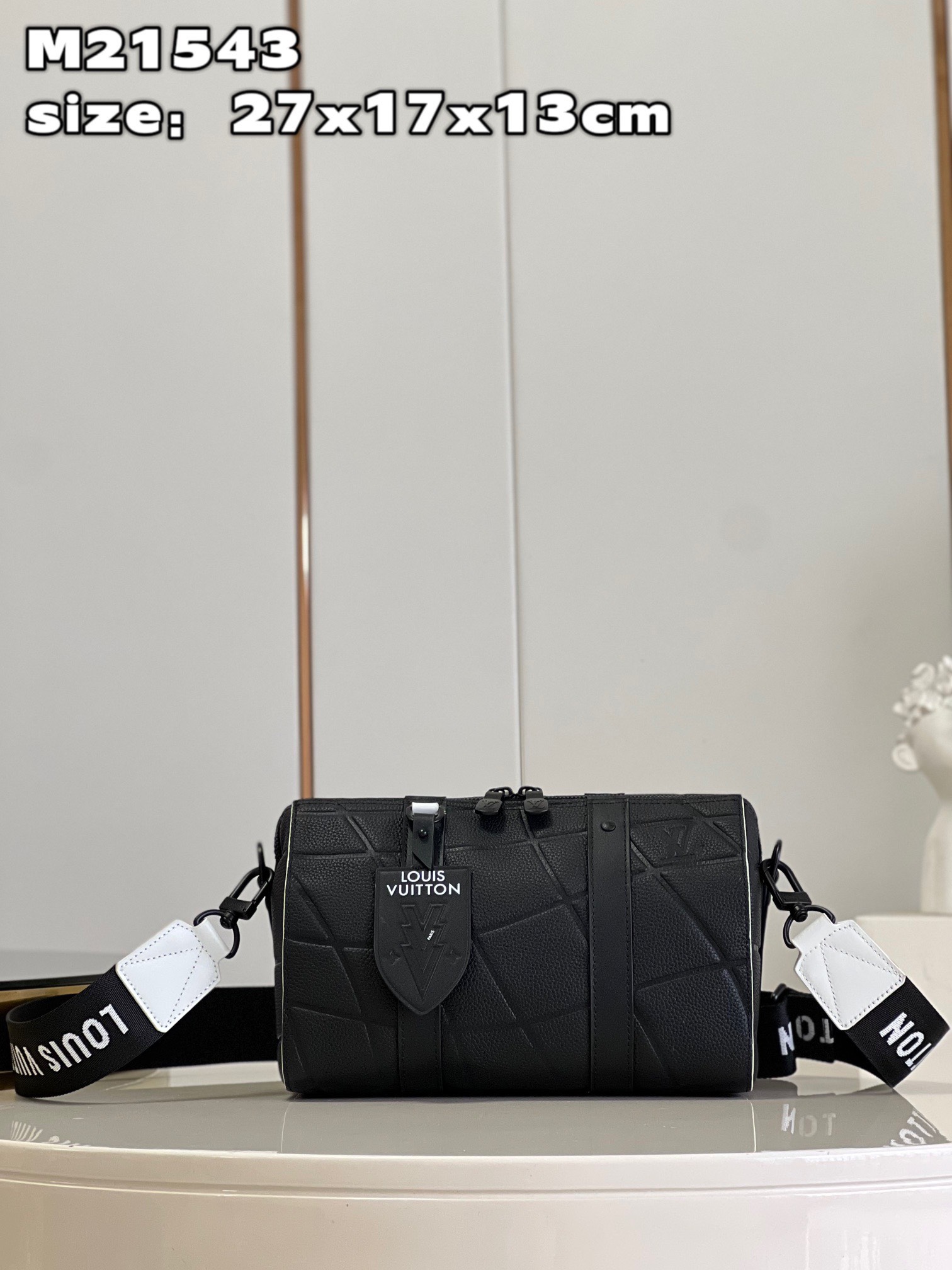 Túi xách Louis Vuitton Siêu Cấp RLCLV2550