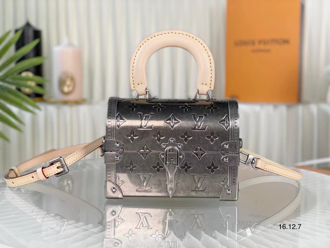 Túi xách nữ Louis Vuitton Siêu Cấp RLCLV2674