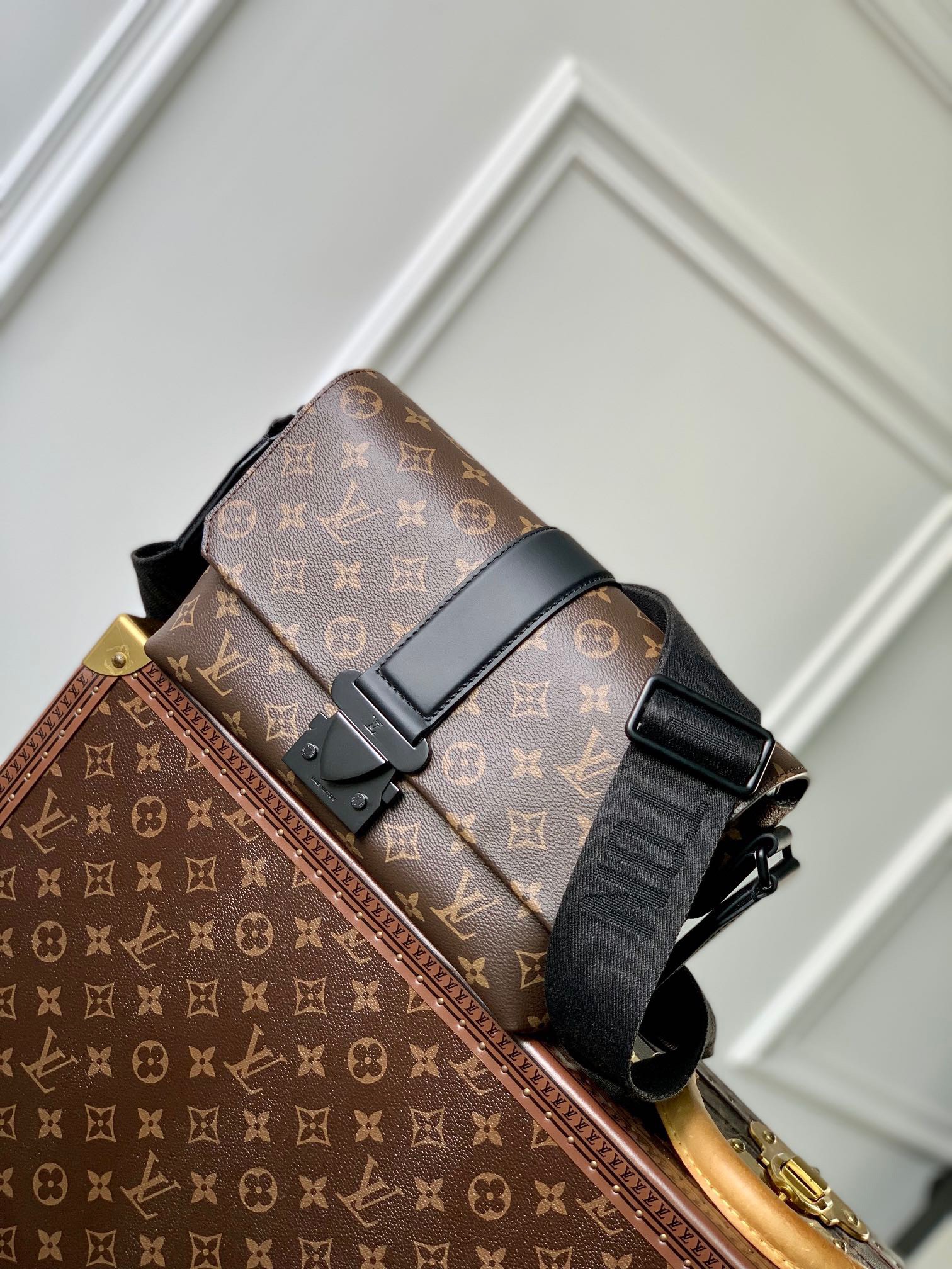 Túi xách Louis Vuitton Siêu Cấp RLCLV2809
